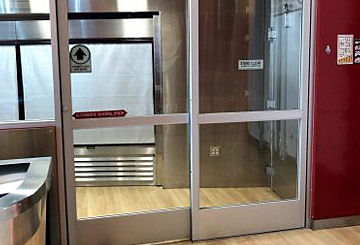Automatic sliding door || Axxess Door: Commercial Door Services